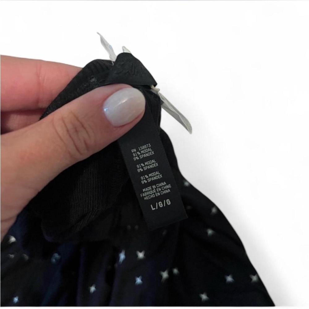 SKIMS Black Starry Long Sleeve Pajama Romper - Picture 7 of 8
